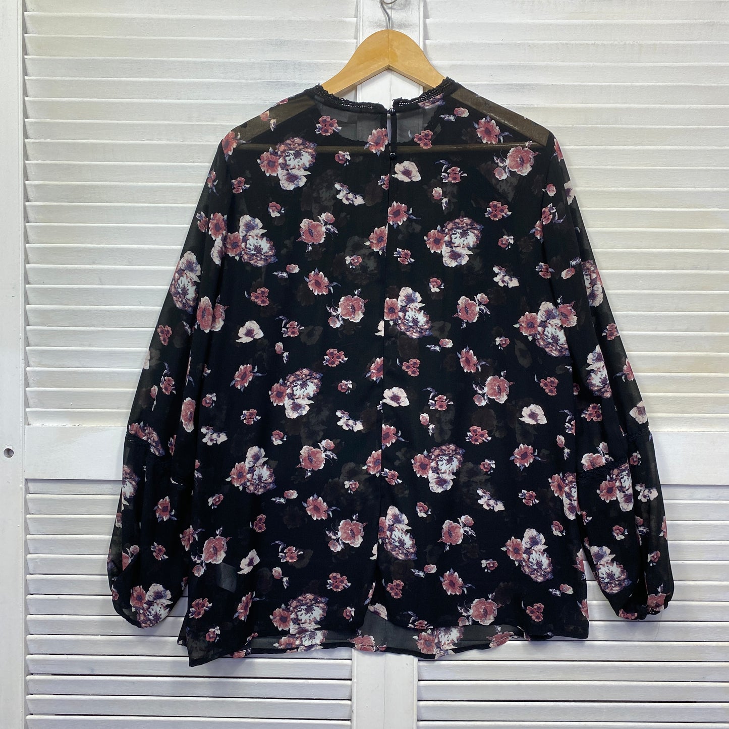 Isobelle Top Size 20 Plus Black Floral Long Sleeve Sheer