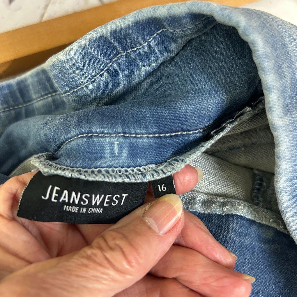 Jeanswest Blue Jeans - Size 16
