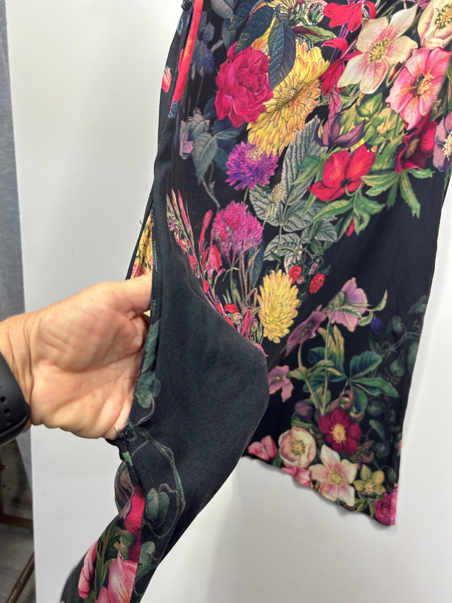 Honeysuckle Beach Black Floral Print Dress - Size L