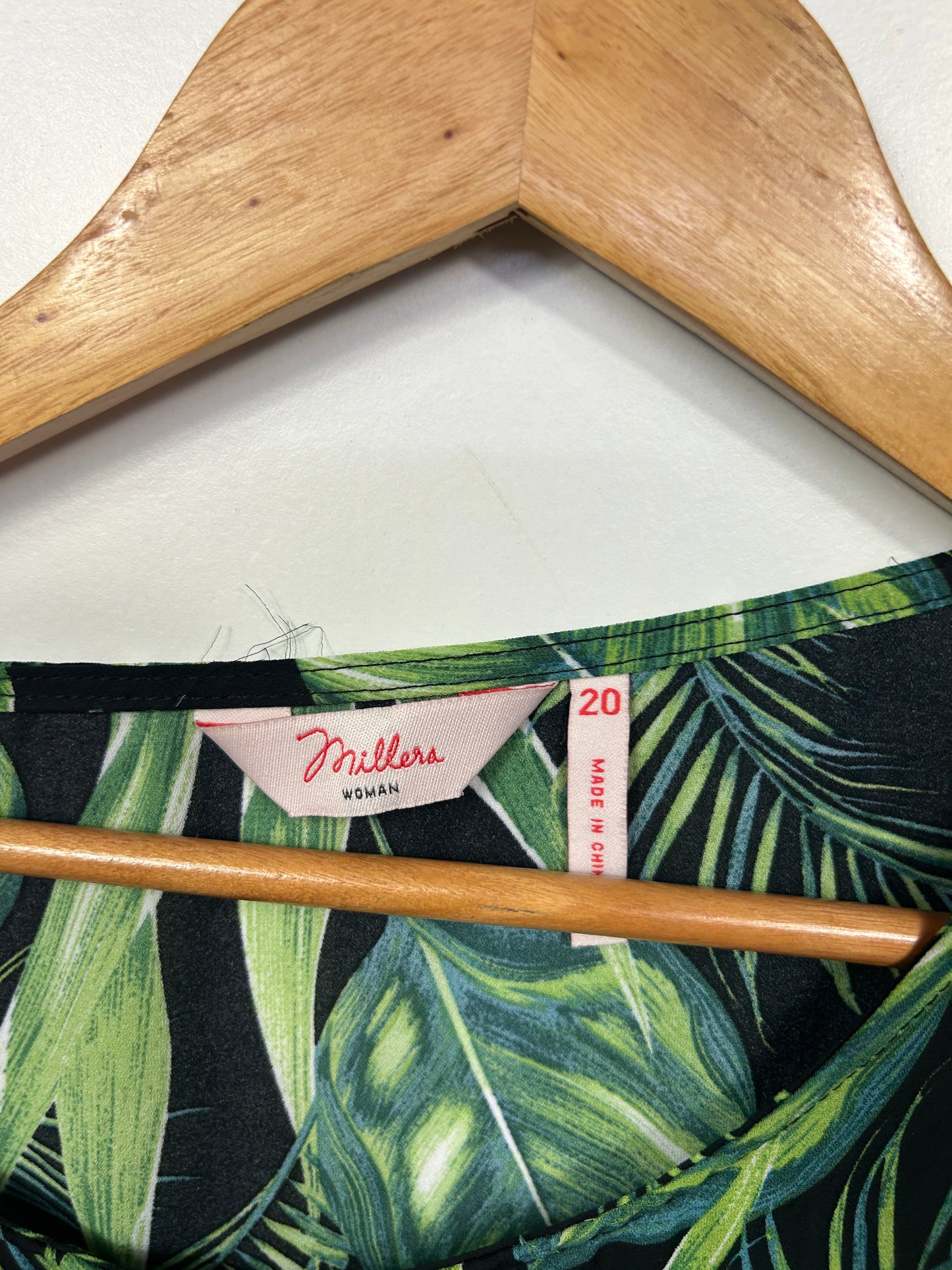 Millers Black Green Palm Leaf Print Top - Size 20