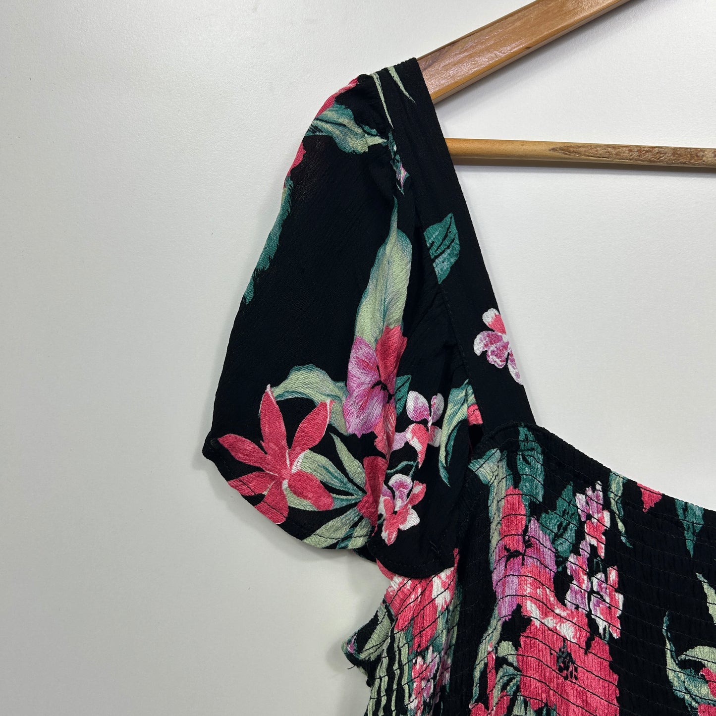 Maxi Dress Size 18 20 Black Floral Ruched Tiered Long Length Viscose