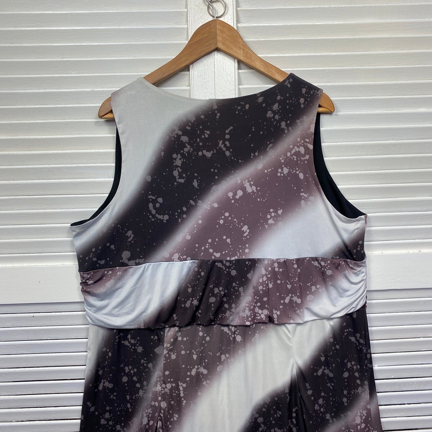 Taking Shape Dress Size 16 Plus Small Sleeveless Multicoloured Long Length