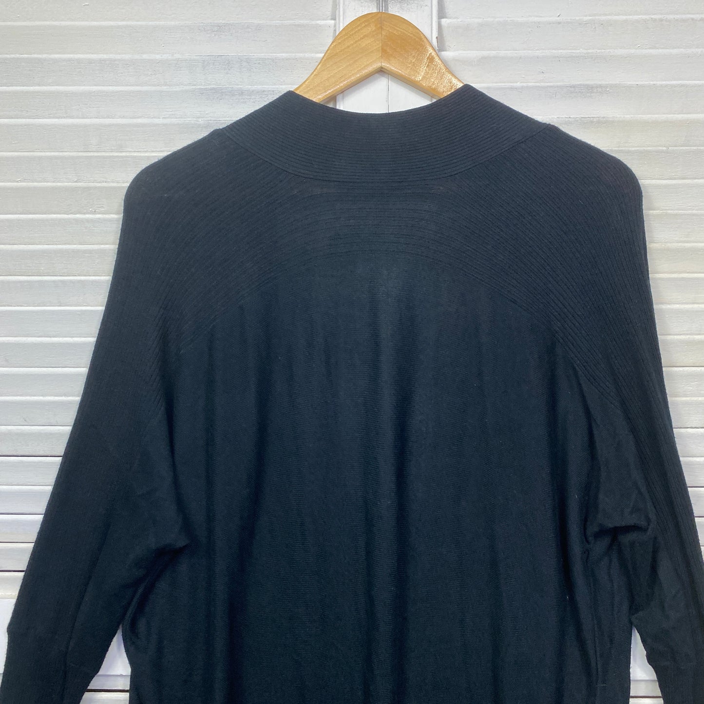 David Lawrence Cardigan Size Large Black Long Sleeve Longline