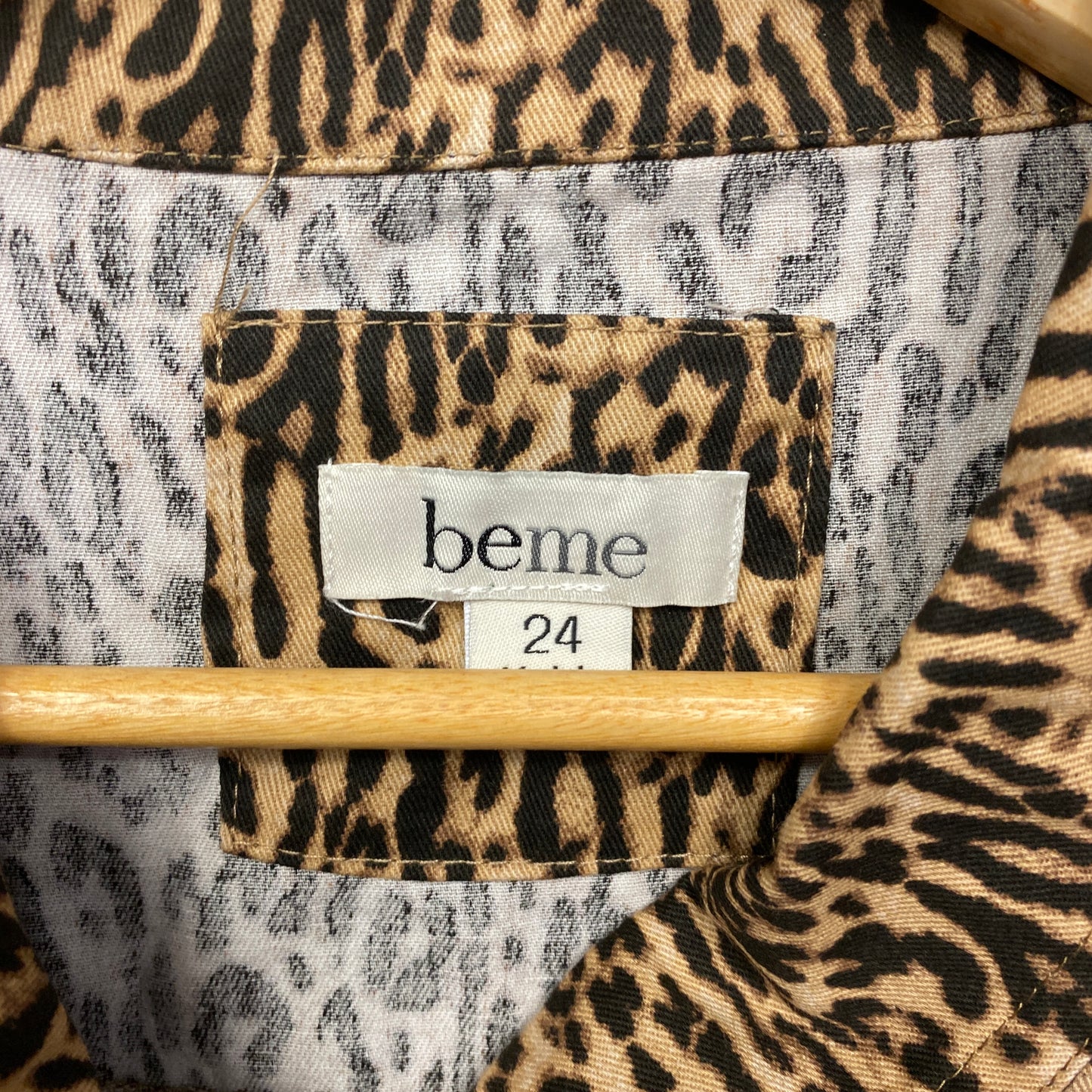 Beme Top Size 24 Long Sleeve Animal Print Button Up