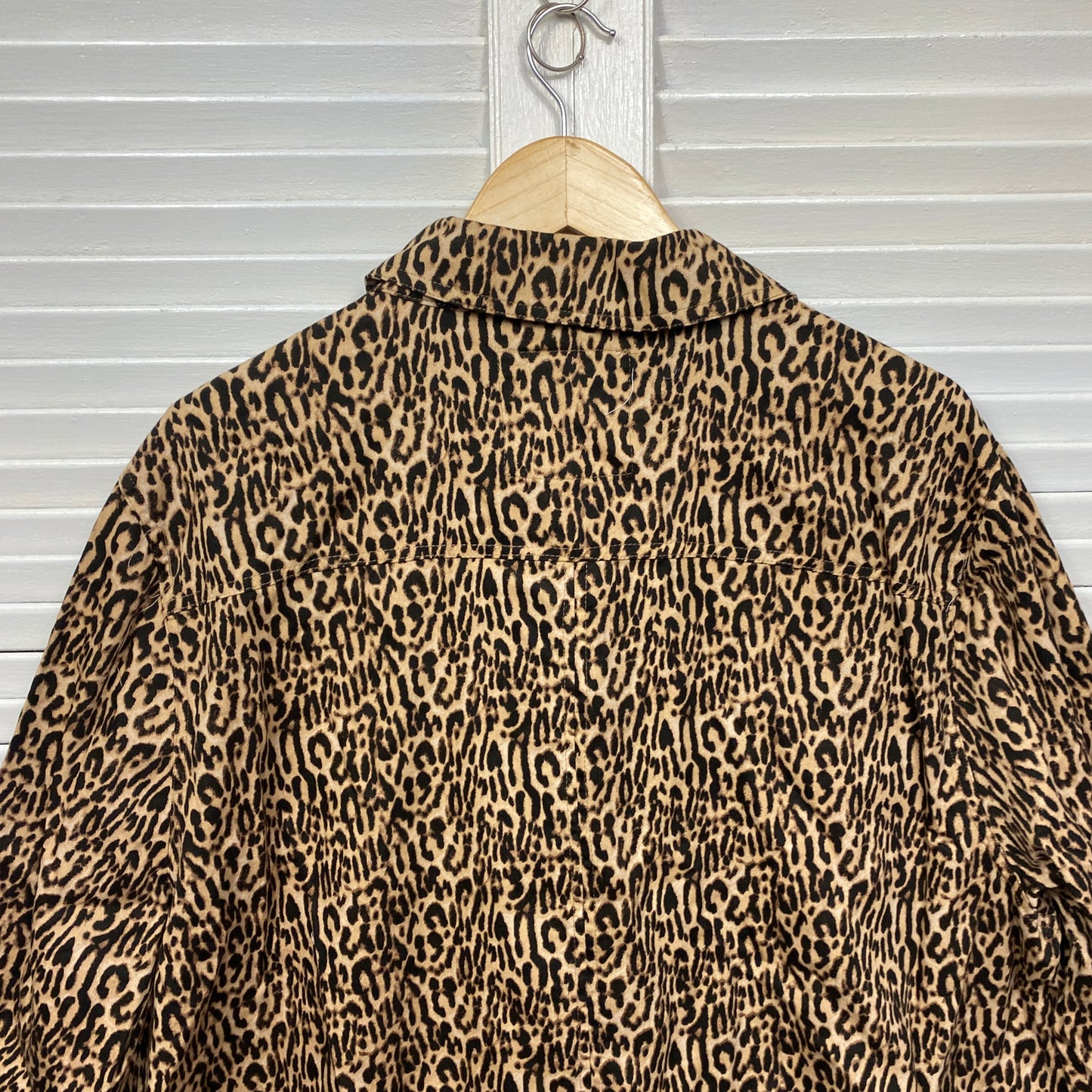 Beme Top Size 24 Long Sleeve Animal Print Button Up