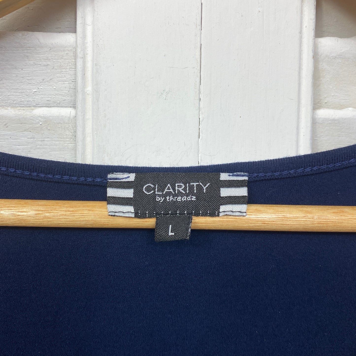 Clarity by Threadz Top Size Large Navy Short Sleeve Viscose