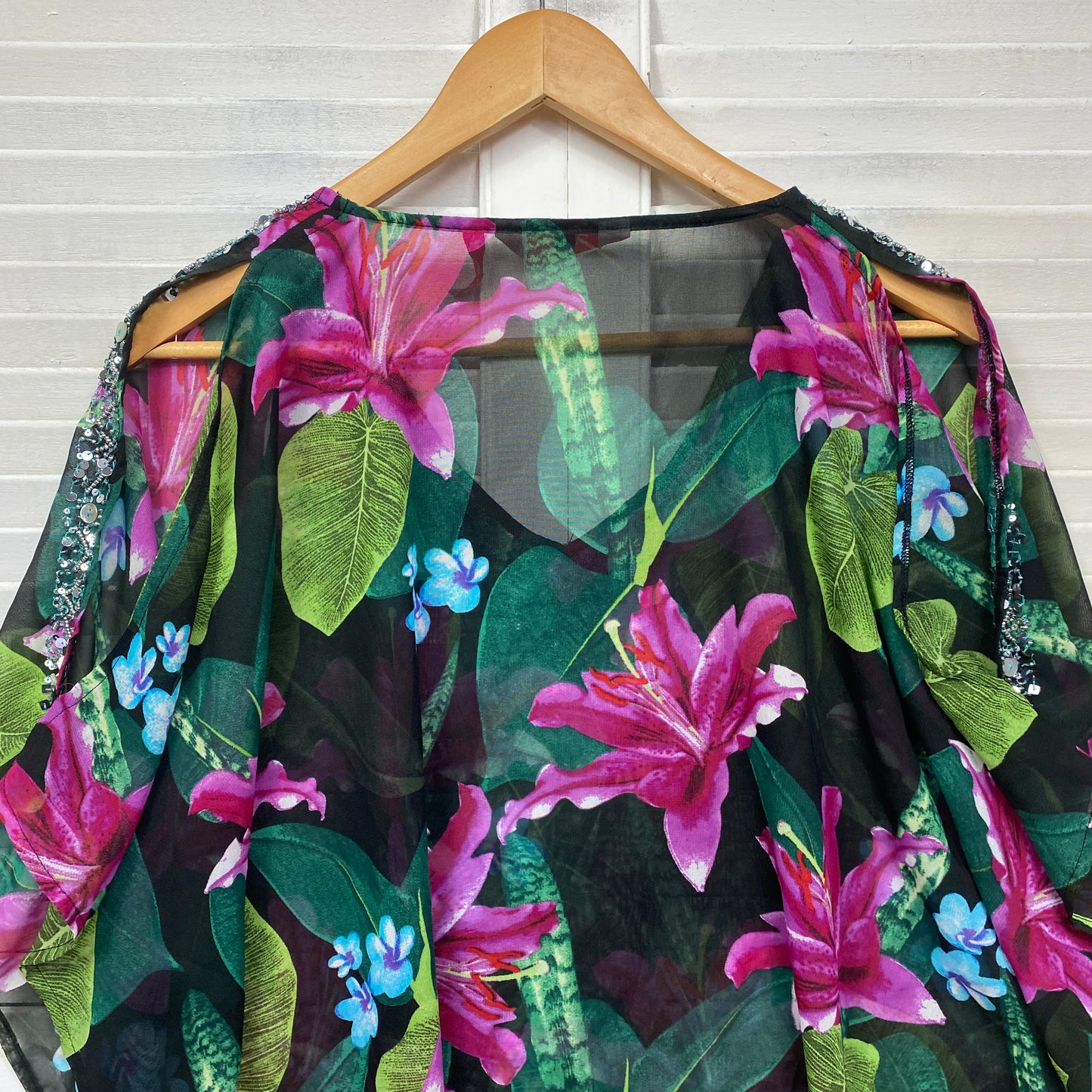 Millers Kaftan Top Size 18 Floral Short Sleeve Beaded Sequins