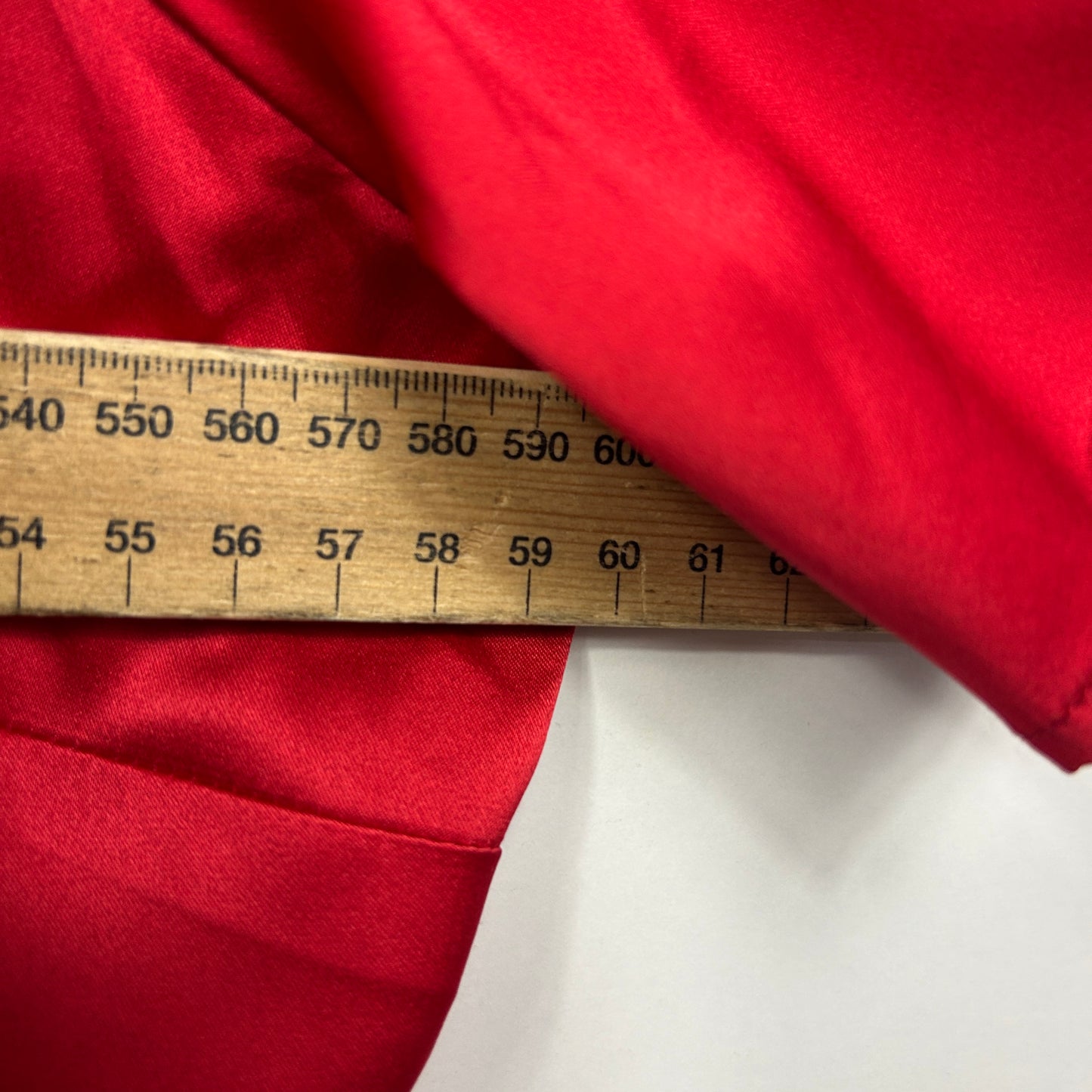 Noni-B Red Short Sleeve Top with Twist Detail - Size 18