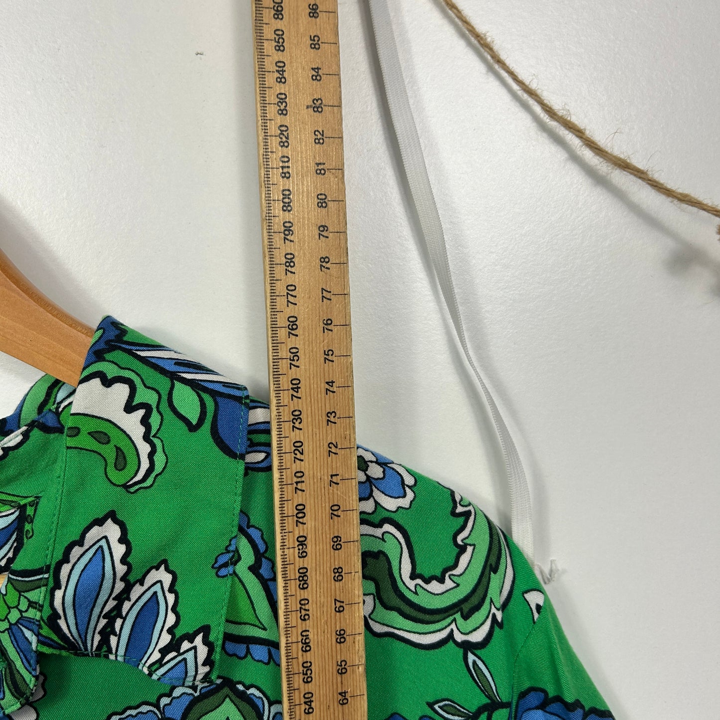 Sussan Green Blue White Paisley Floral Print Button Up Top - Size XL