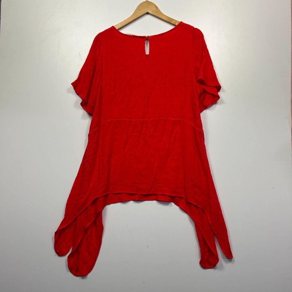 Virtuelle Red Asymmetric Top - Size 12