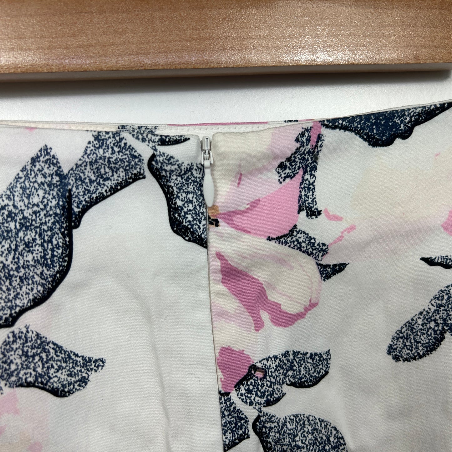 Philosophy Australia Floral Print Pencil Skirt - Size 14