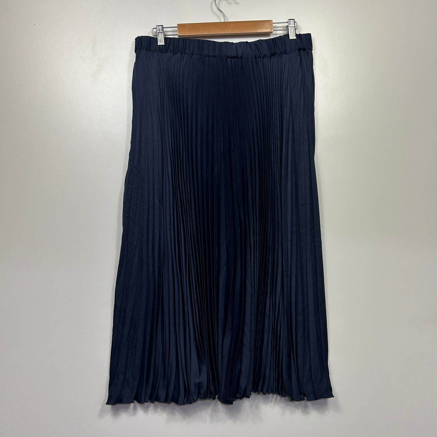 Sussan Navy Blue Pleated Midi Skirt - Size 14