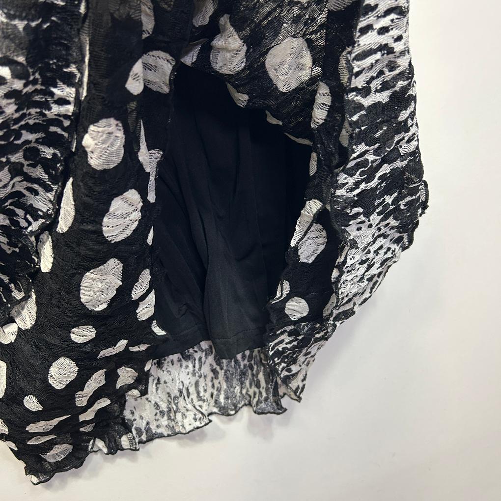 Taking Shape Black and White Dress - Size 16/S