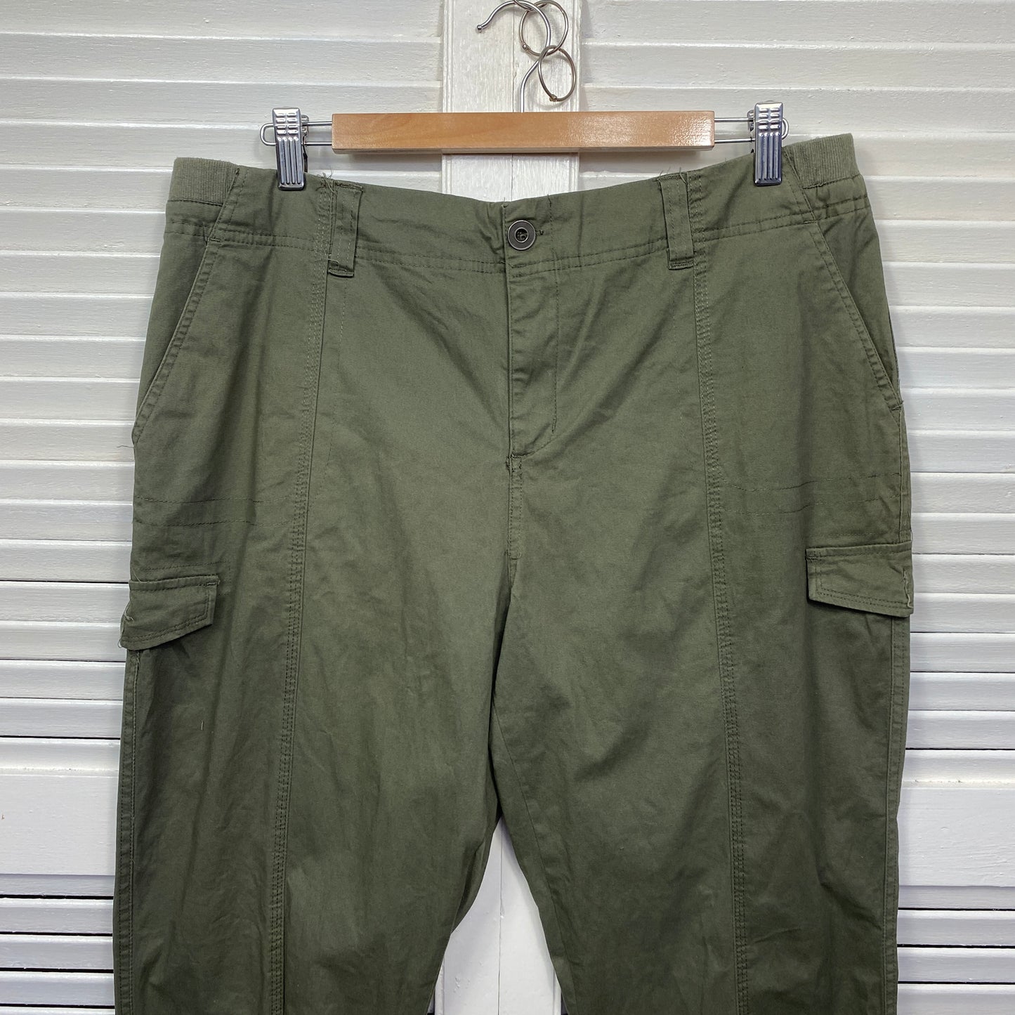 Katies Cargo Pants Size 16 Green Pockets Zip Fly