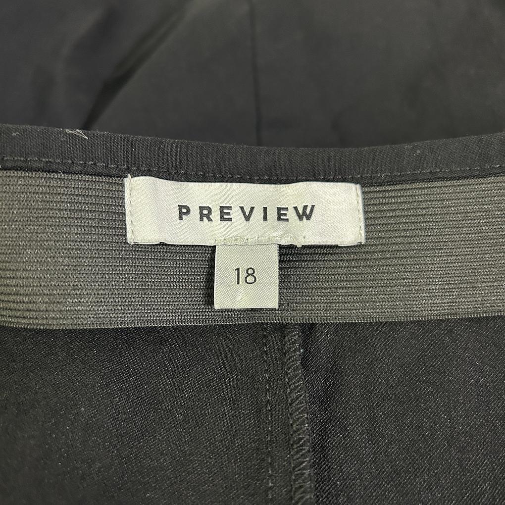 Preview Black Skirt - Size 18
