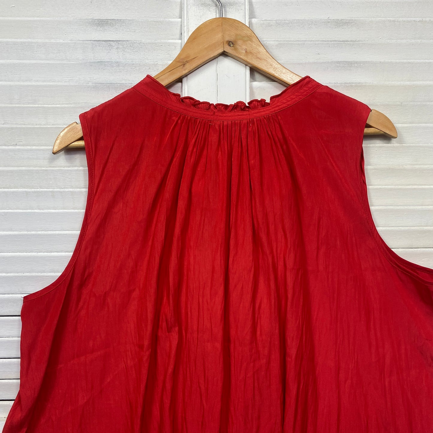 Suzanne Grae Top Size 16 Red Sleeveless