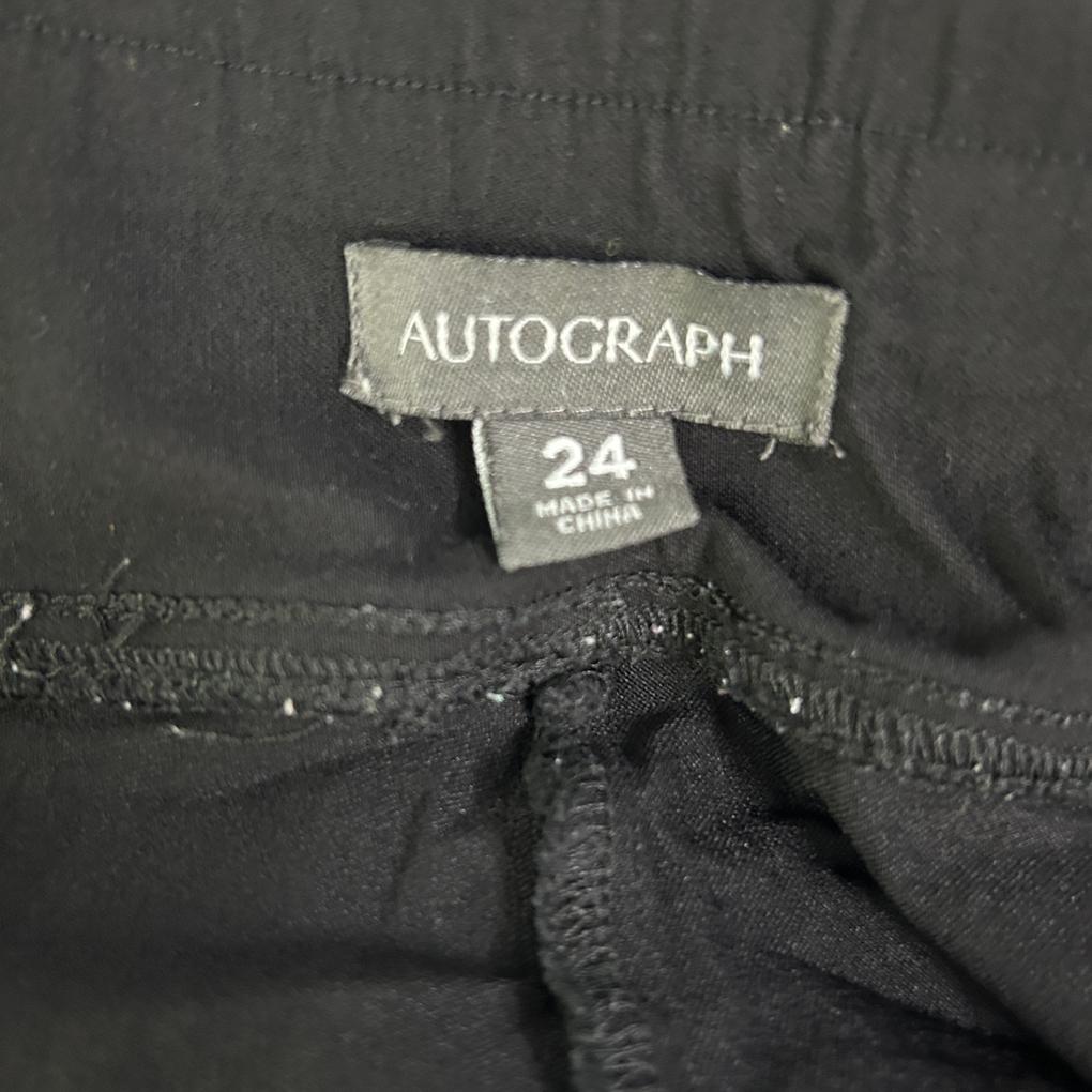 Autograph Black Cropped Pants - Size 24