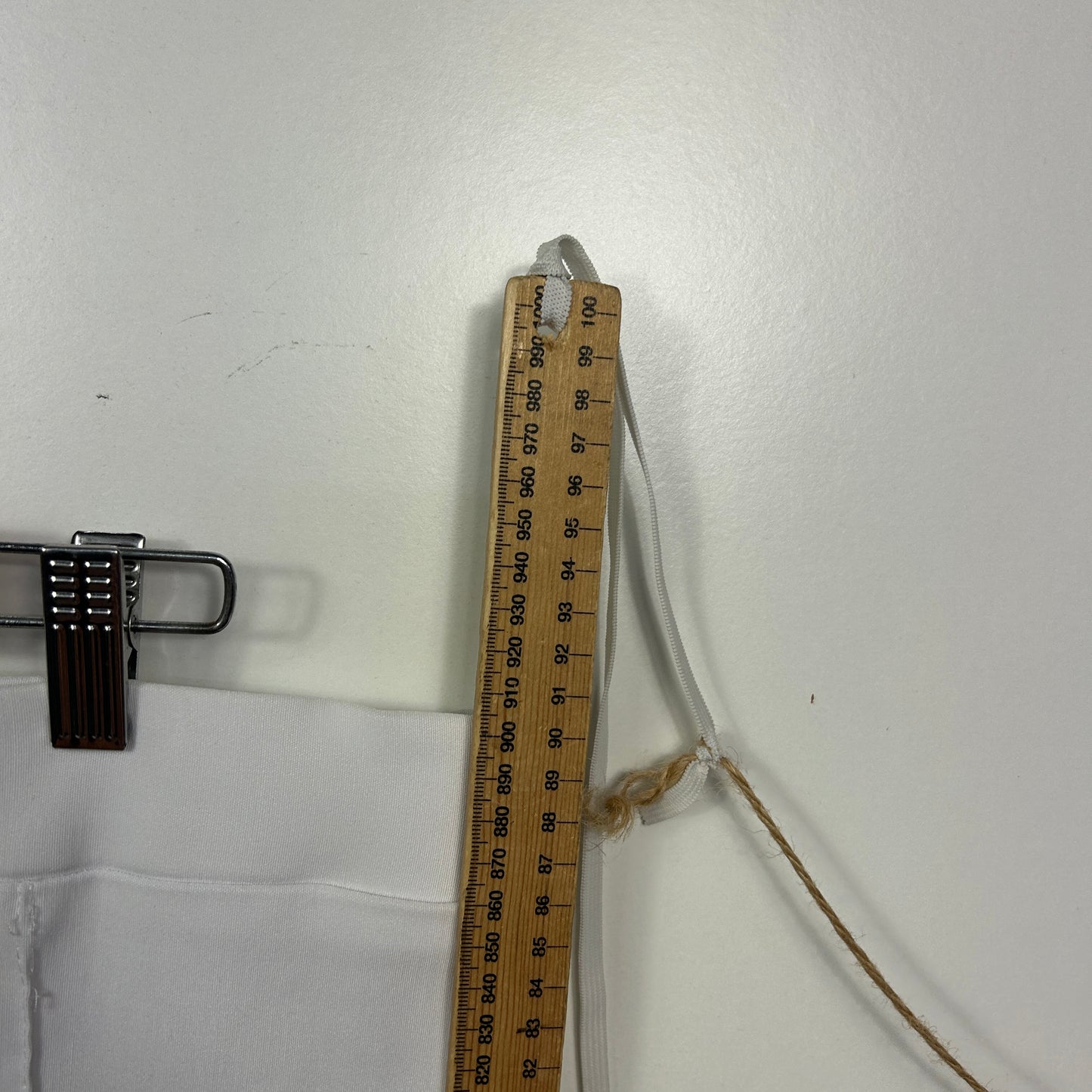 Millers White Capri Pants - Size 22