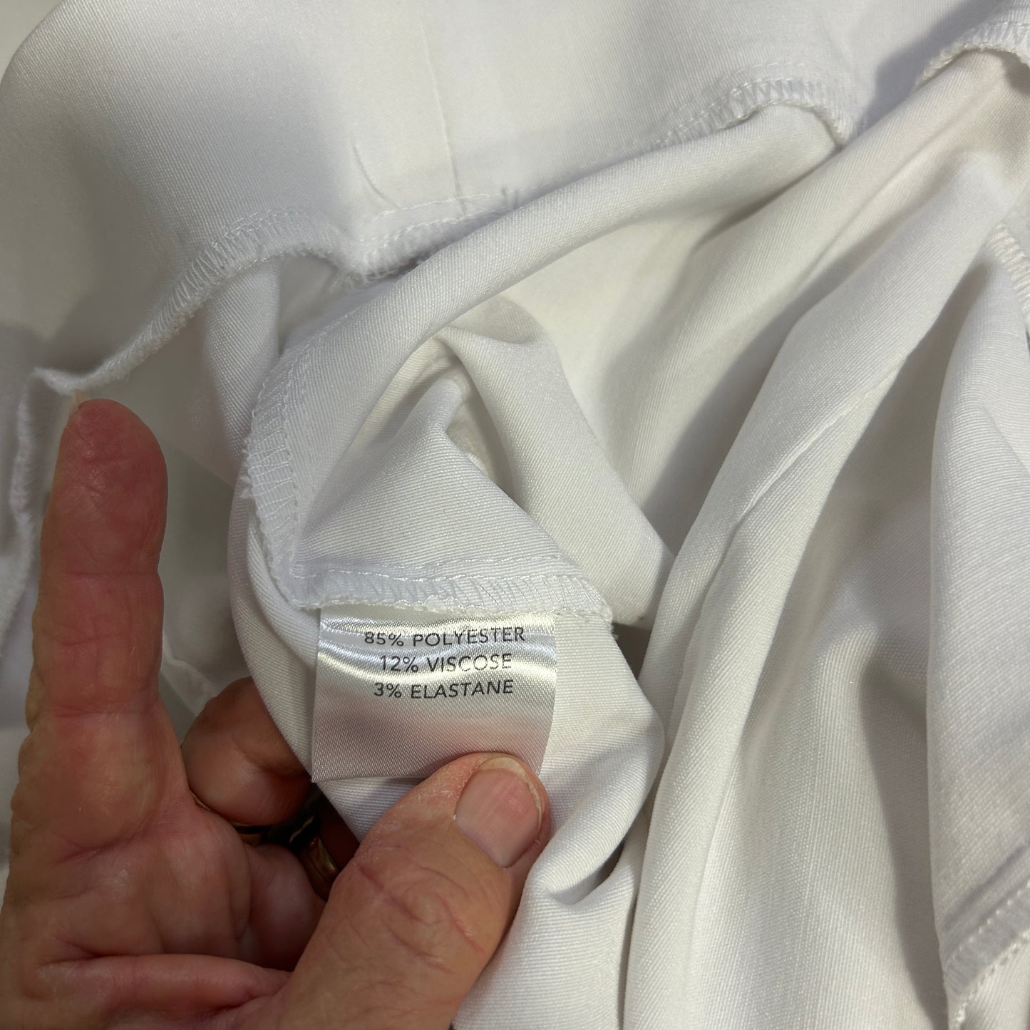 Millers White Capri Pants - Size 22