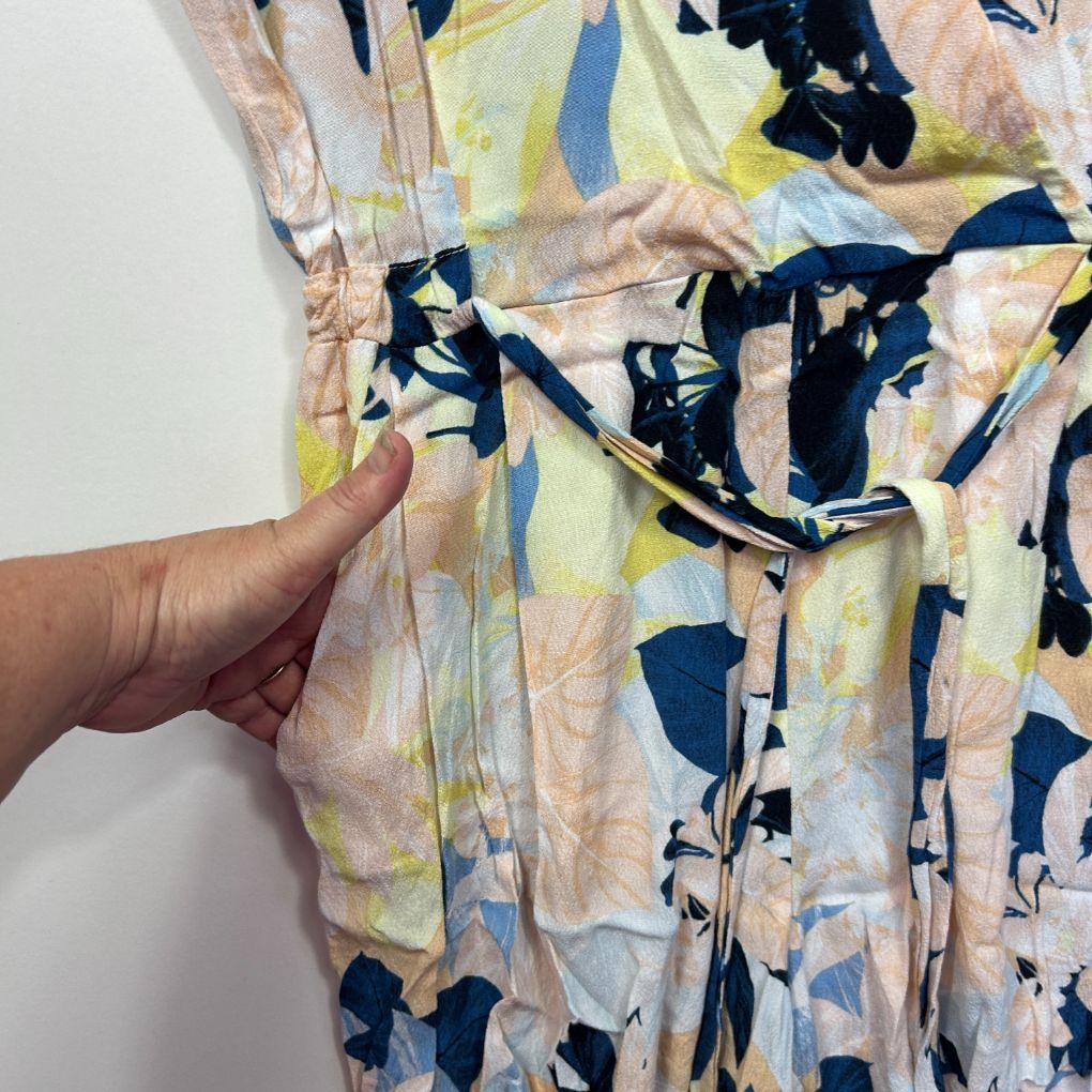 Witchery Floral Playsuit - Size 16
