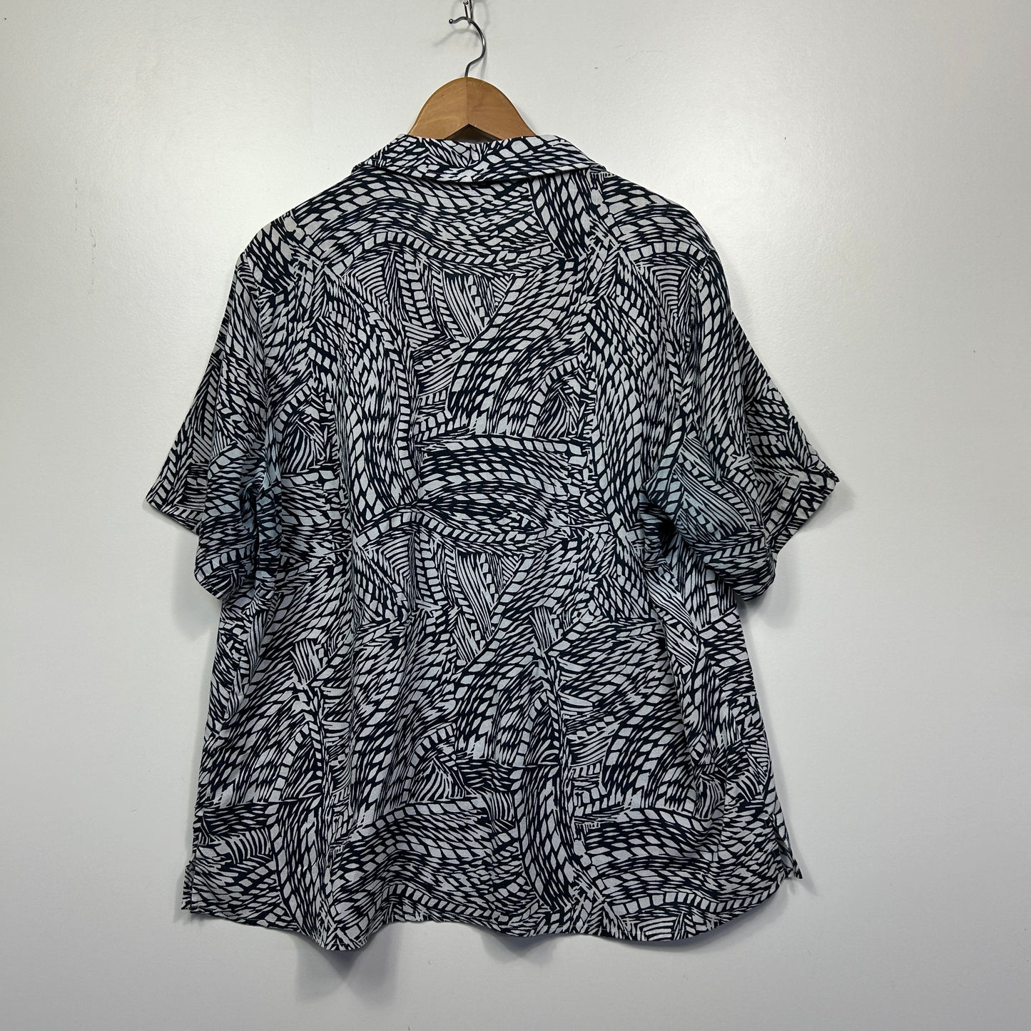 Black Pepper Black and White Print Shirt - 20