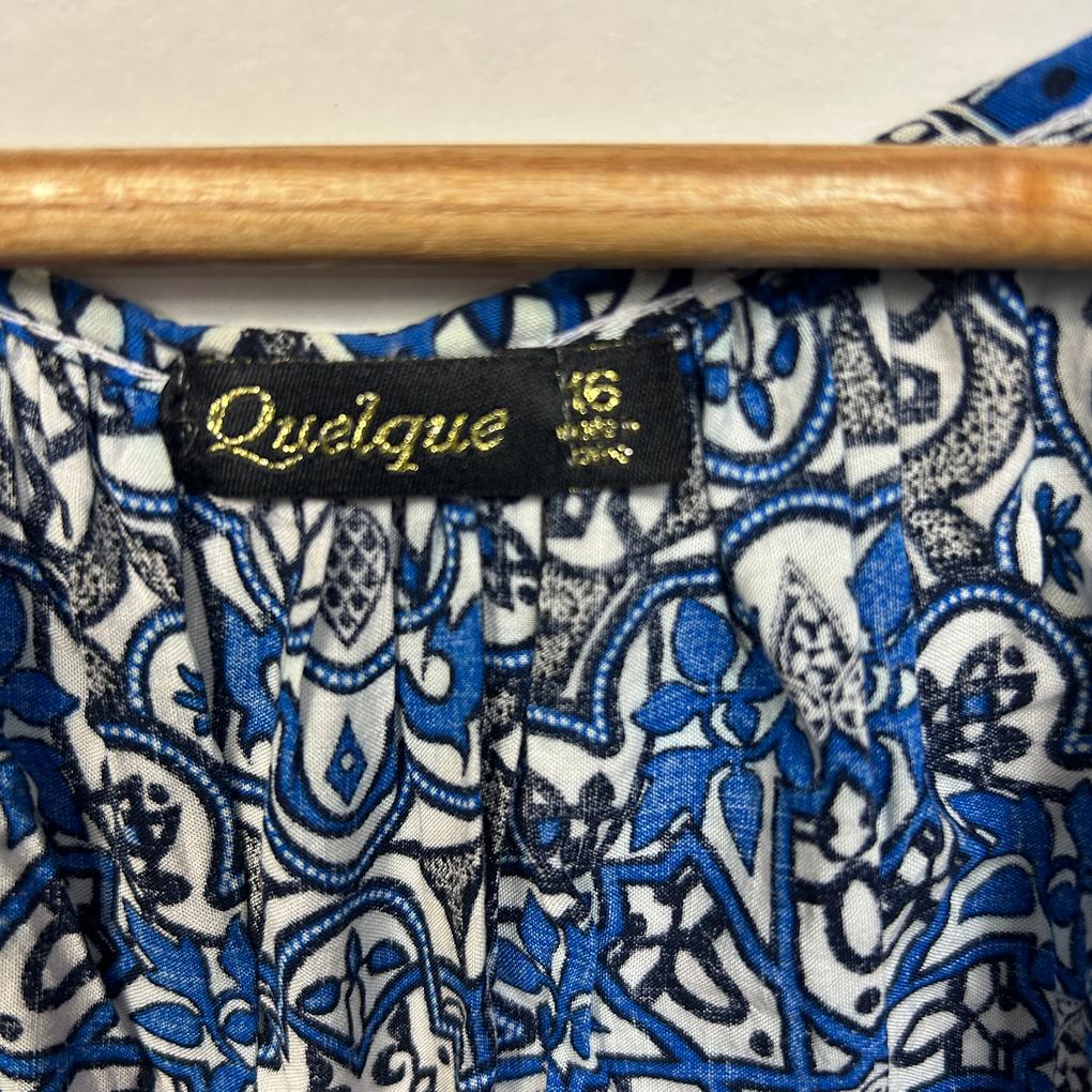 Quelque Blue Print Top - Size 16