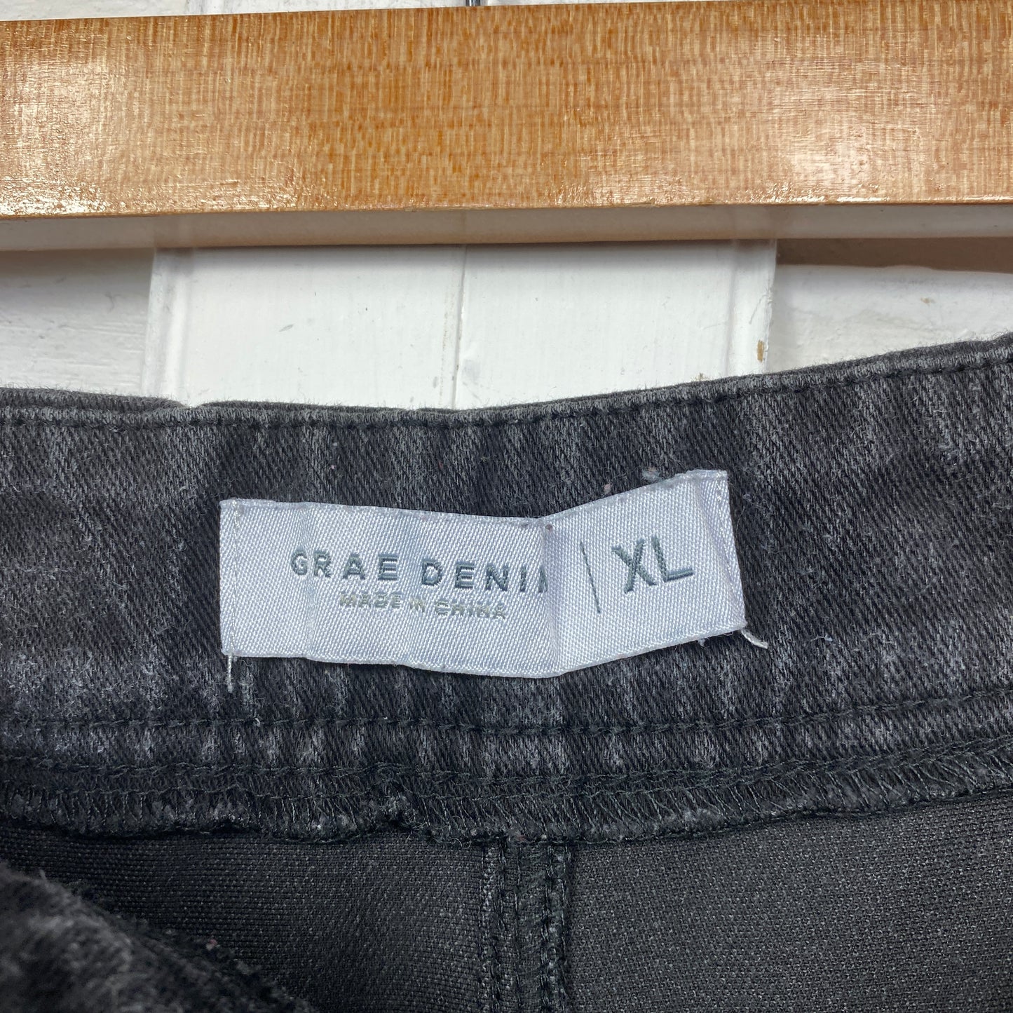 Suzanne Grae Jeans Size XL Black Pull On Denim