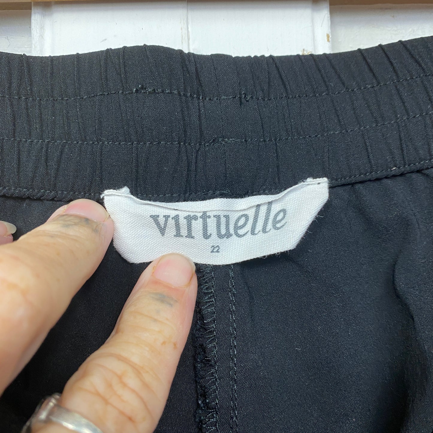 Virtuelle Cropped Pants Size 22 Plus Black Pockets Viscose Blend