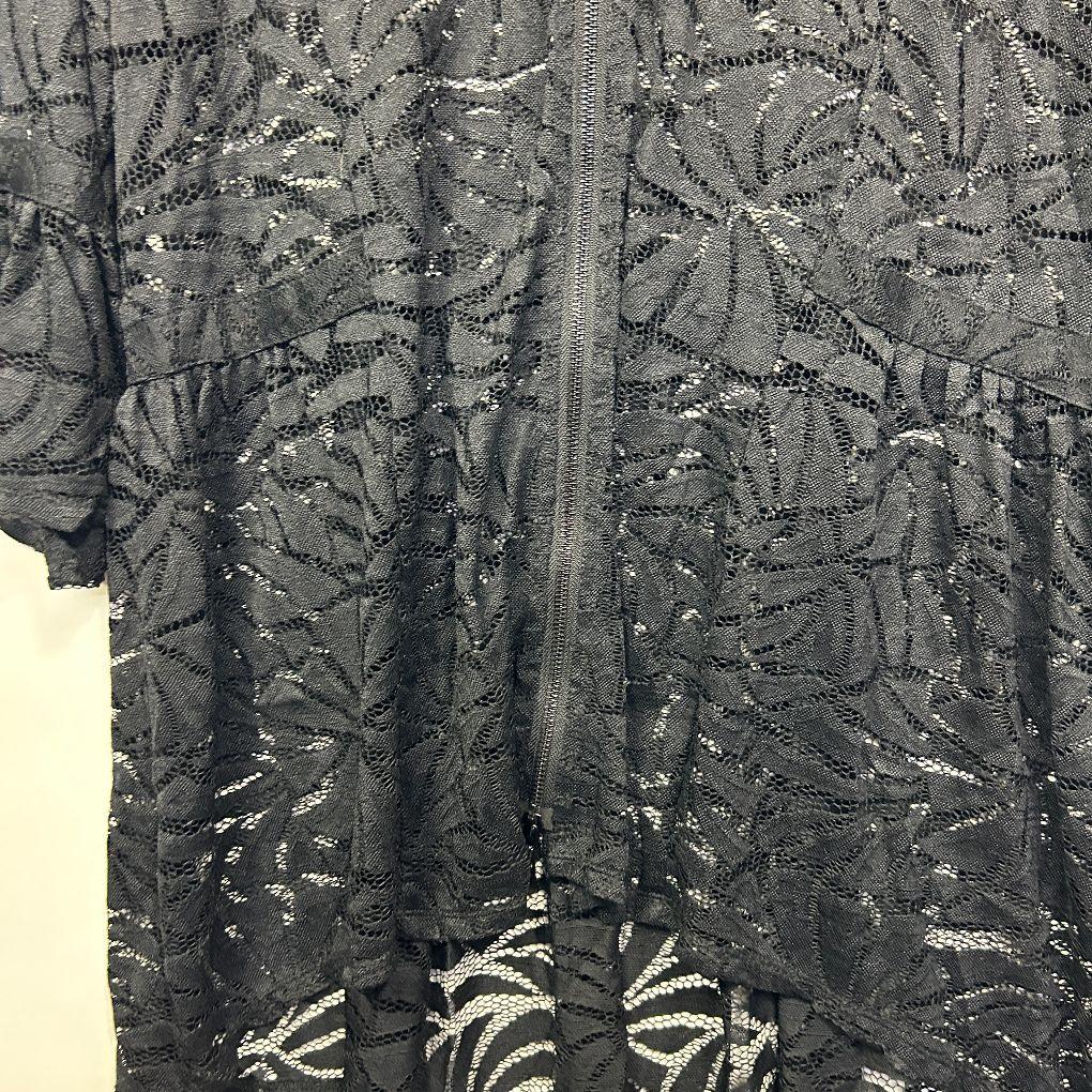 Taking Shape Black Lace Top - Size 16/S