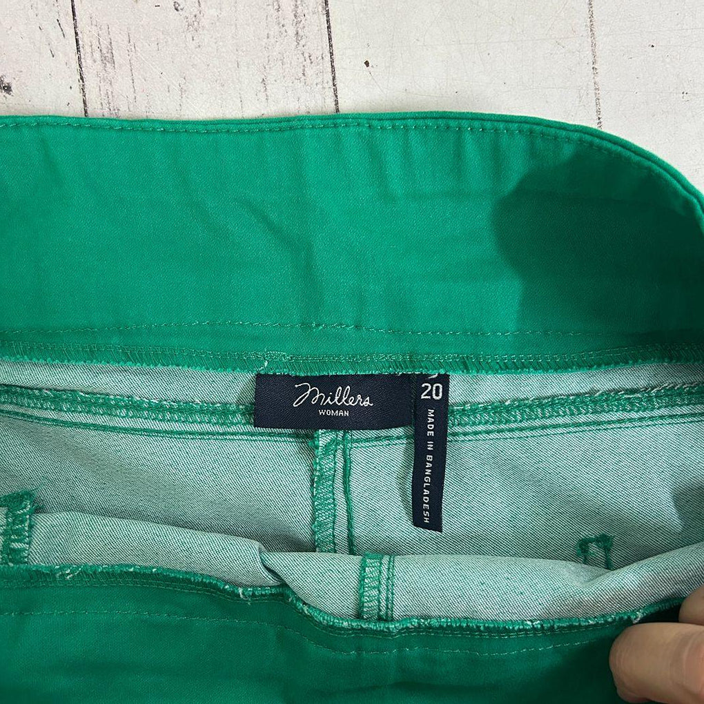 Millers Green Cotton Cropped Pants - Size 20
