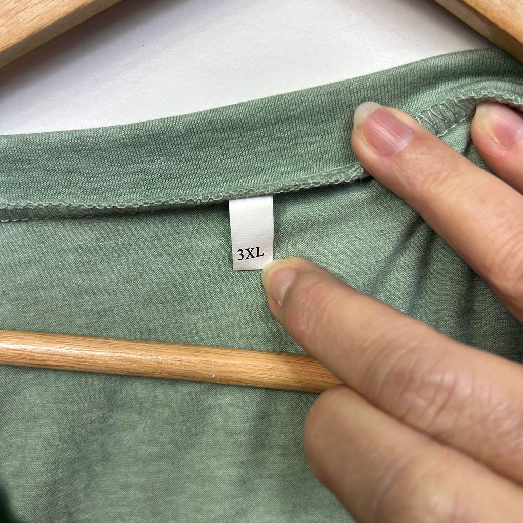 Green Dragonfly Top - Size 3XL