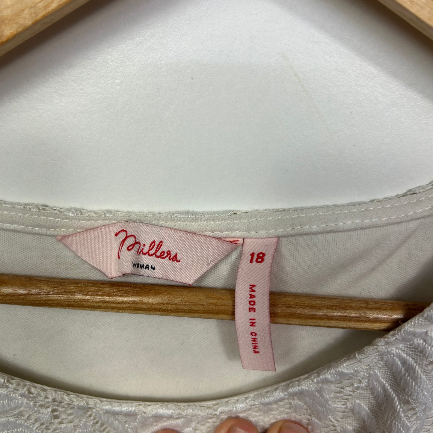 Millers White Lace Top - Size 18