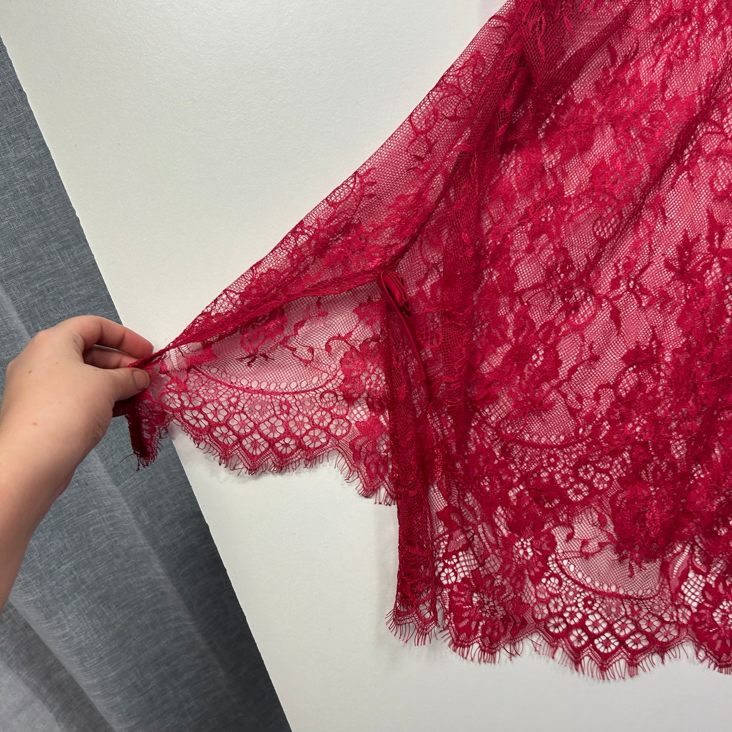 Bras N Things Red Lace Chemise with Adjustable Straps - Size 12