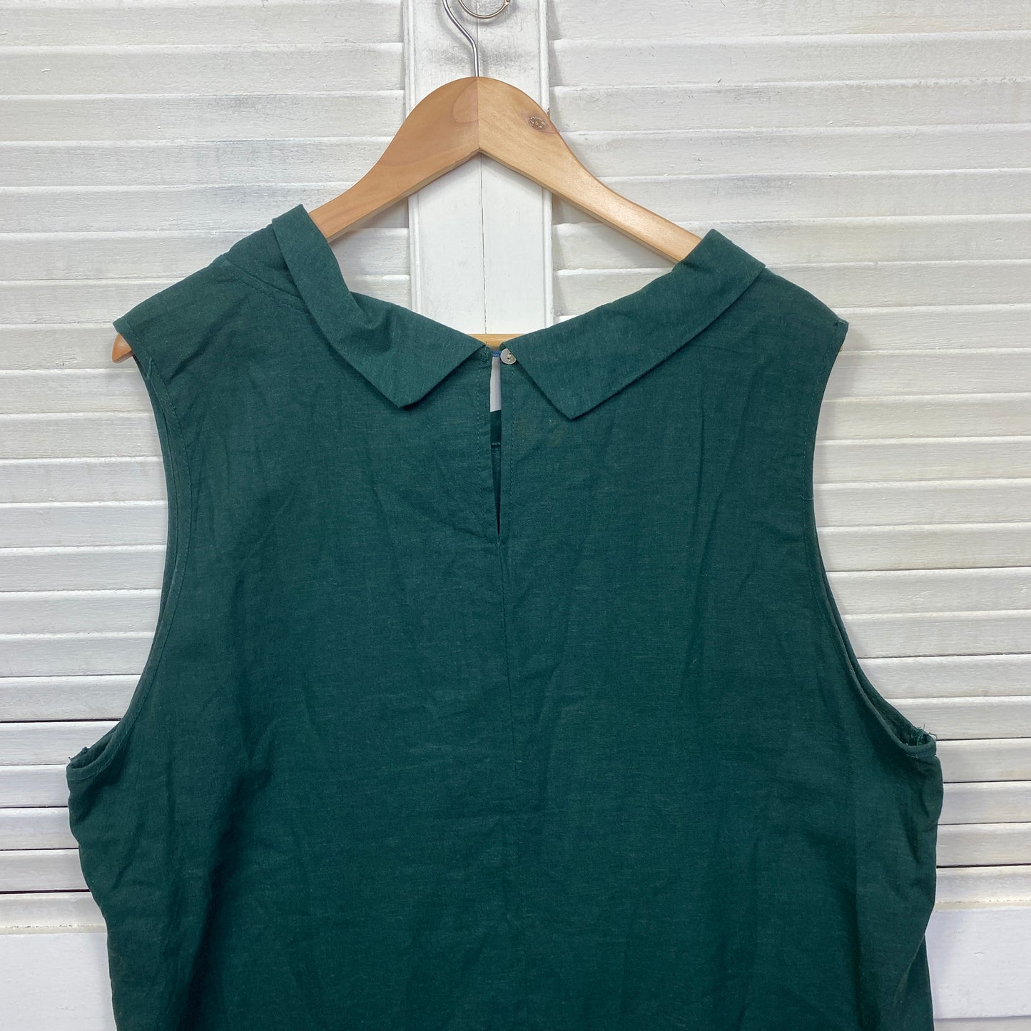 W Lane Linen Top Size 20 Plus Green Sleeveless