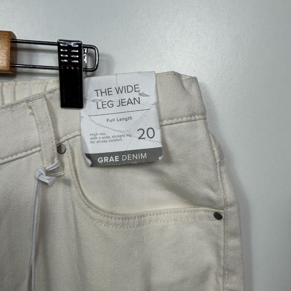 Suzanne Grae Cream Cotton Straight Leg Jeans - Size 20 (fault- Mark)