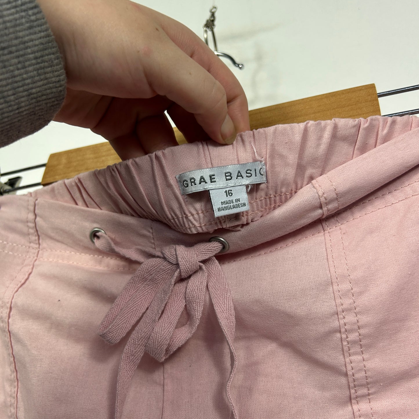 Suzanne Grae Basics Dusty Pink Shorts - Size 16