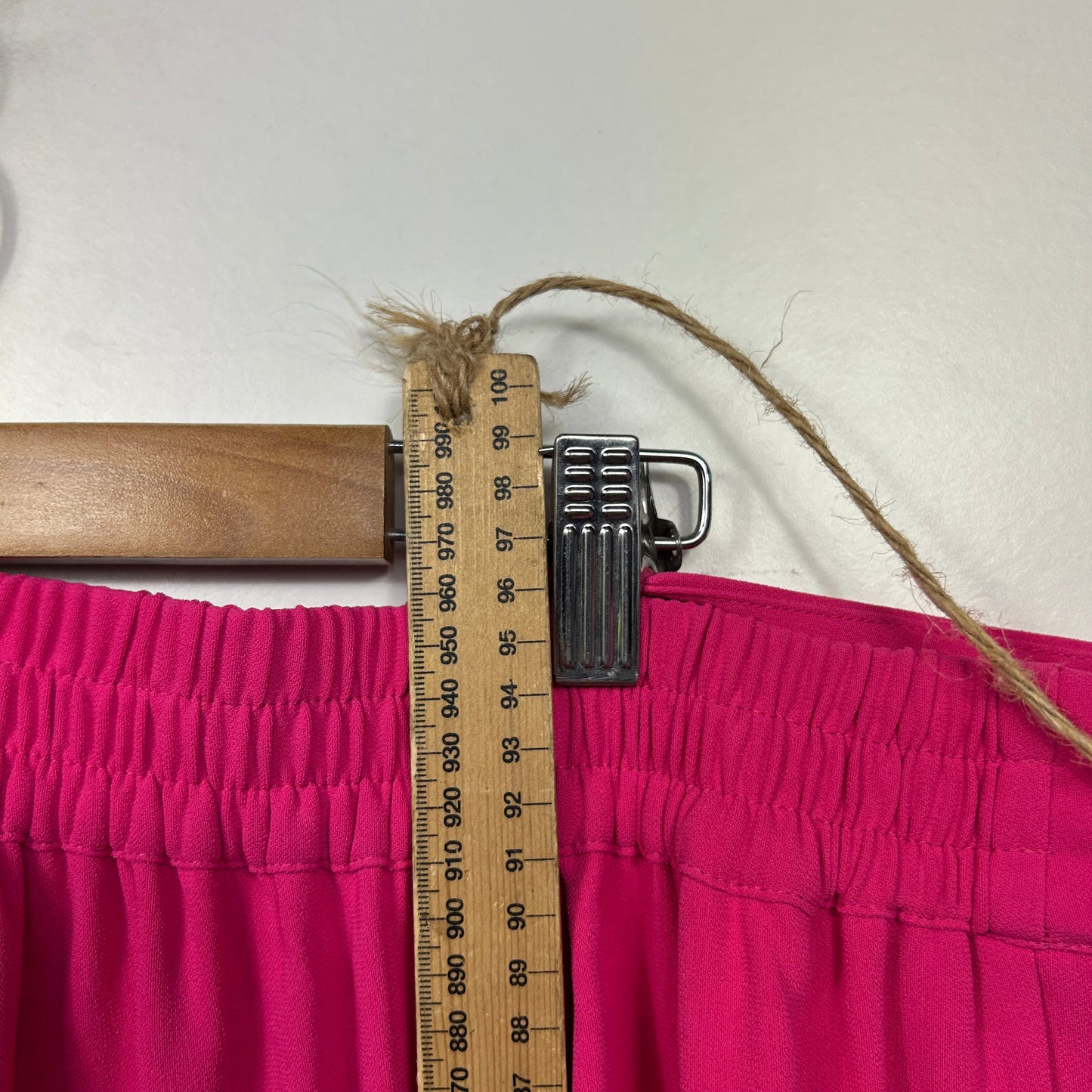 Target Curve Hot Pink Wide-Leg Cropped Pants - Size 26