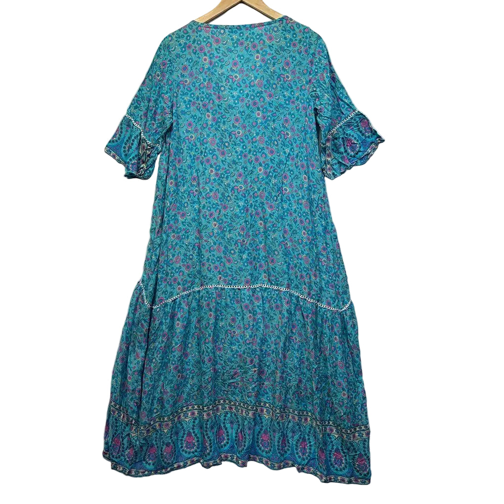 Vine Apparel Blue Floral Peak Maxi Dress - Size M/L