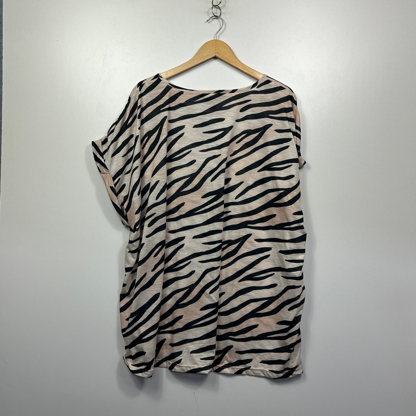 Beme July Beige and Black Zebra Print Top - Size 24