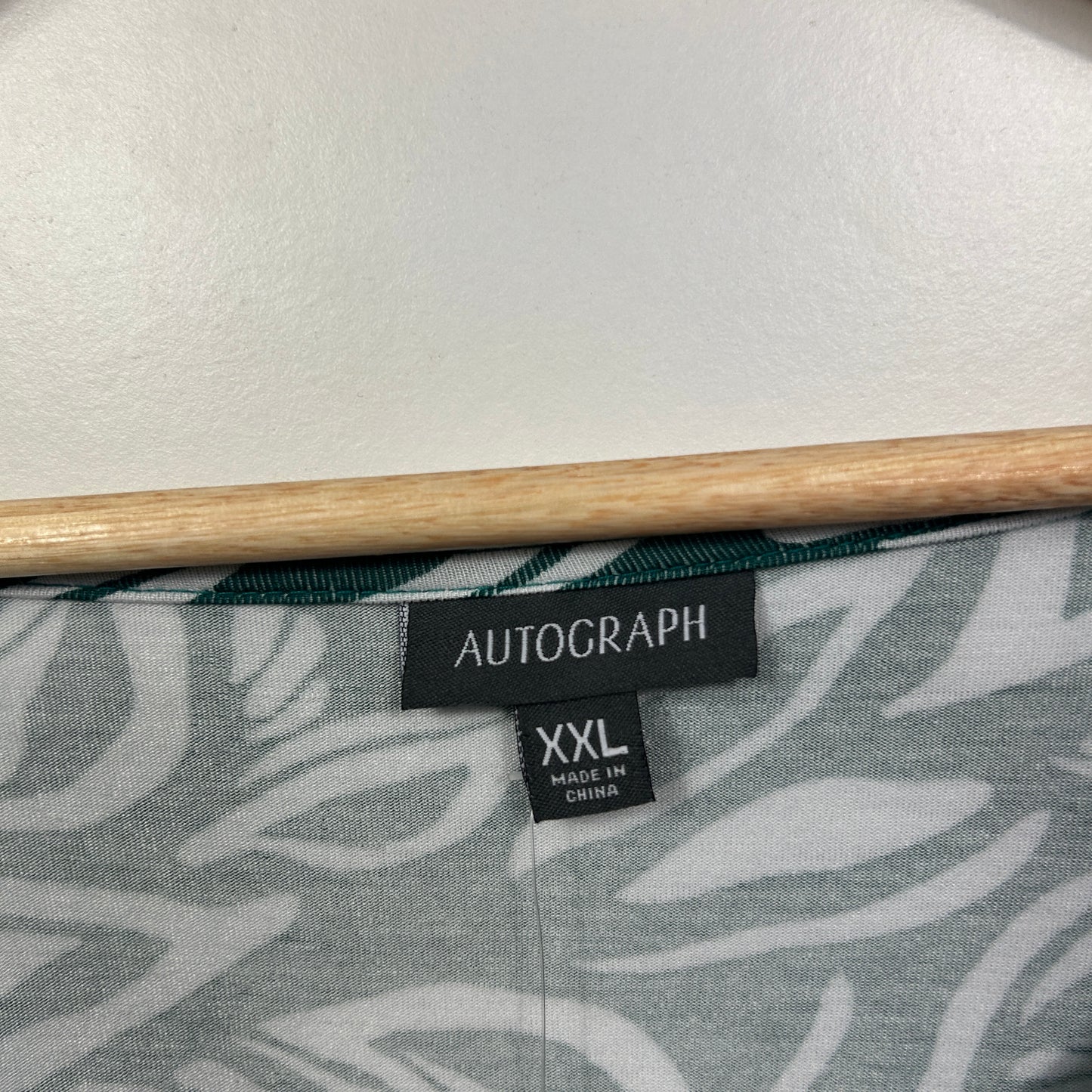 Autograph Dark Green and White Leaf Print Top - Size 24/XXL