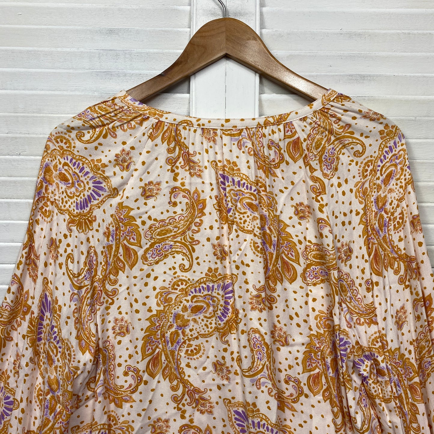 & Me Top Size 14 Long Sleeve Paisley Print Button Up Viscose