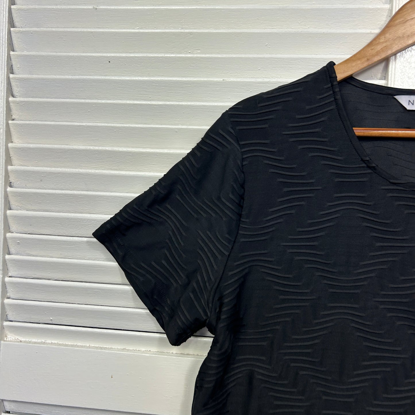 Noni B Top Size Large 14 Black Short Sleeve Textured