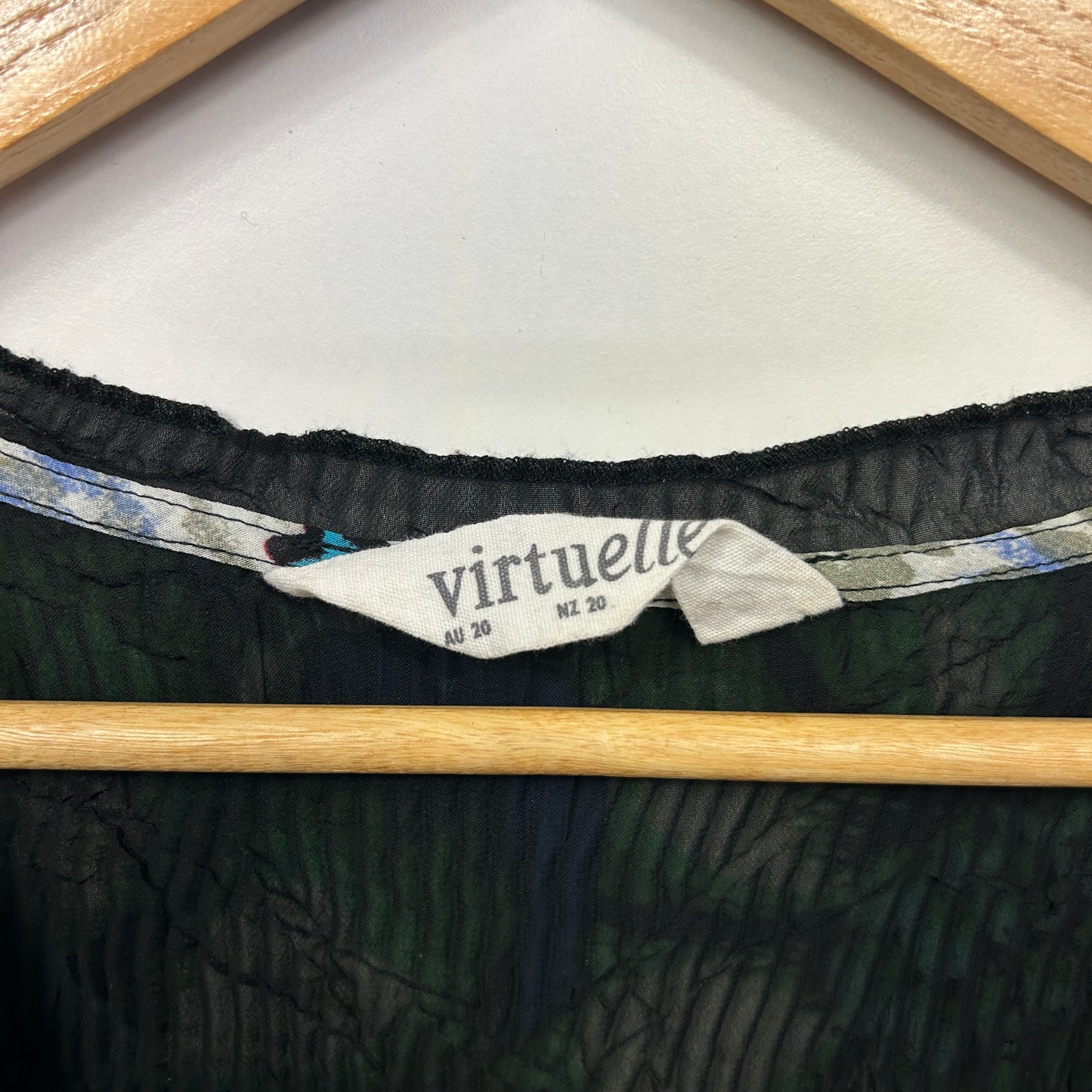 Virtuelle Dress Size 20 Midi Length Floral Multicoloured