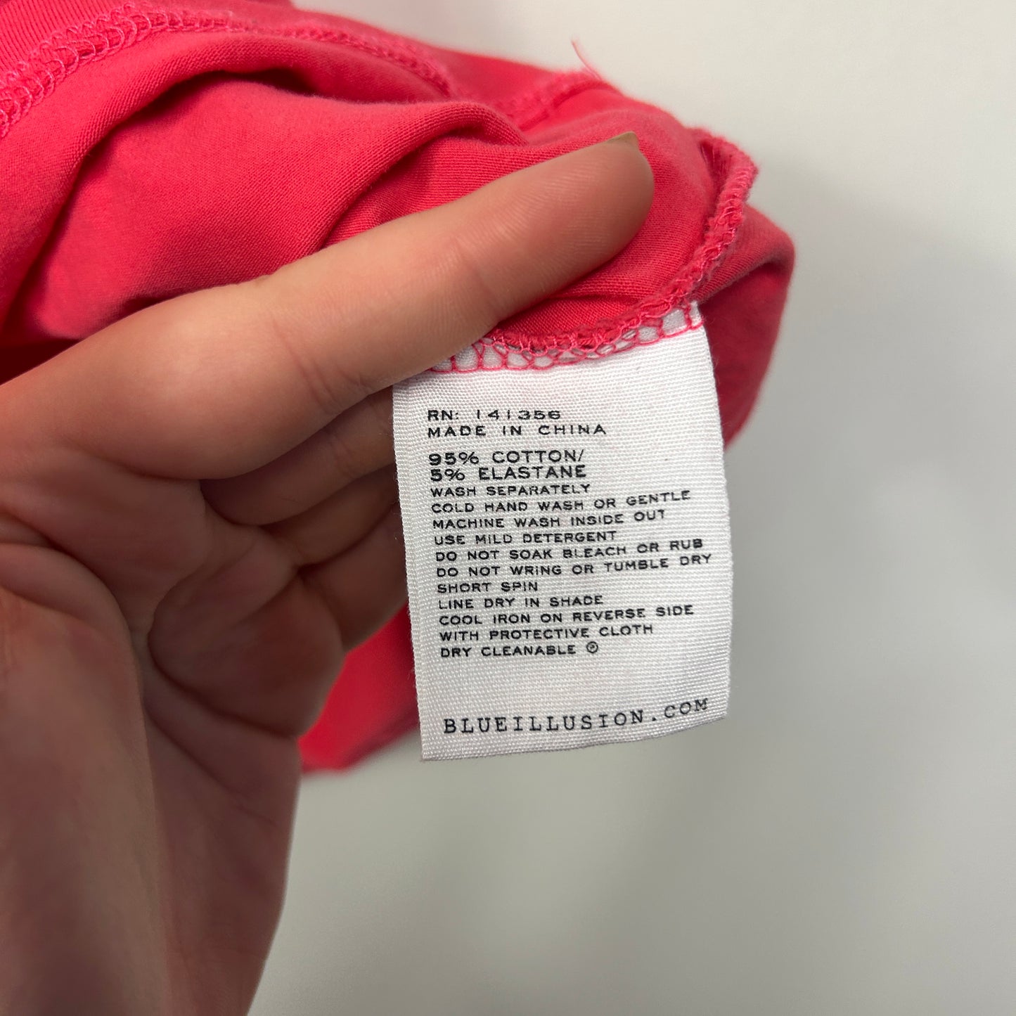 Blue Illusion Coral T-Shirt - Size 14/16