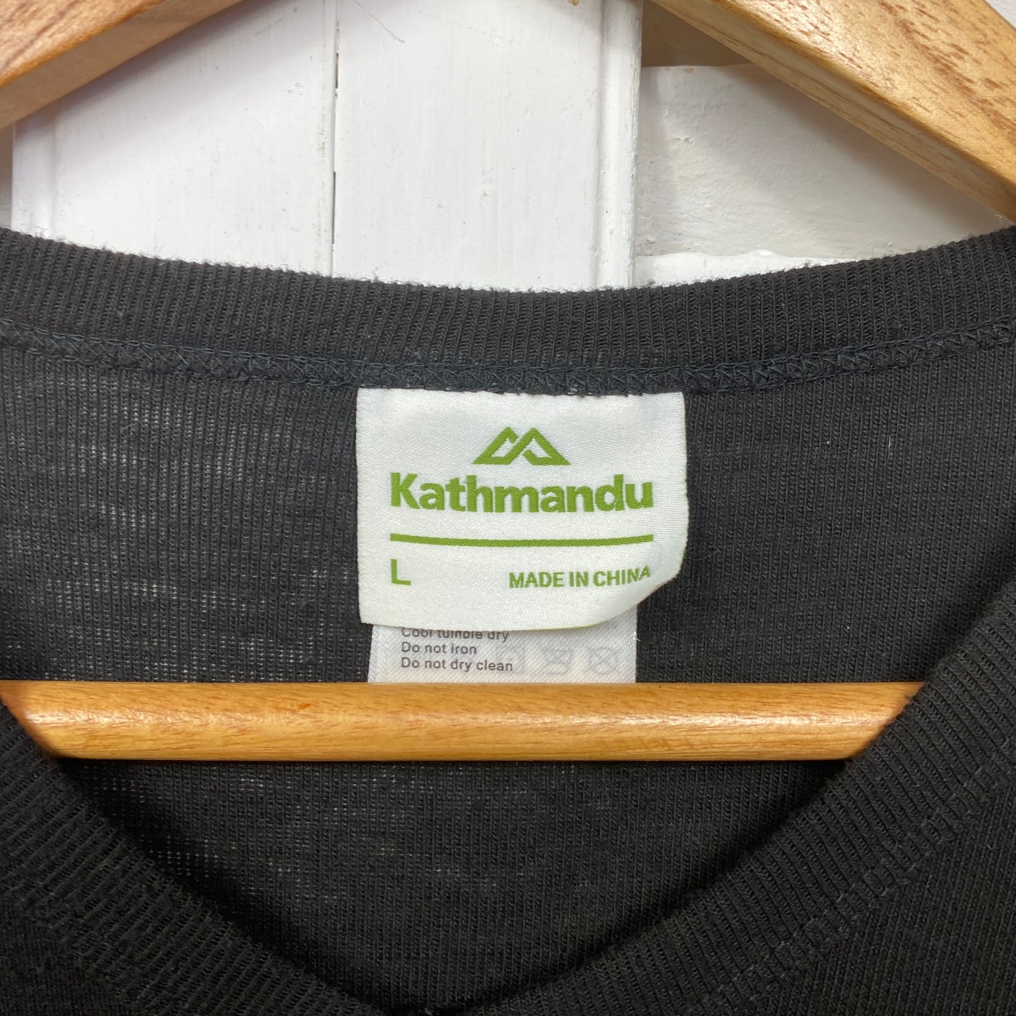 Kathmandu Top Size Large Black Short Sleeve