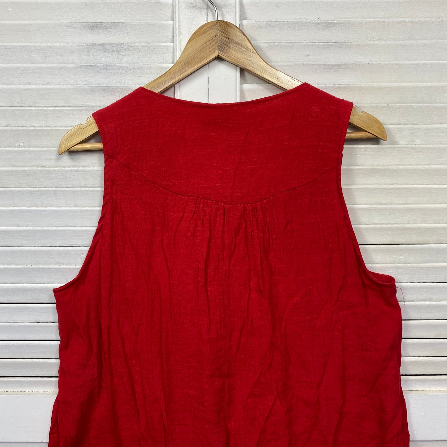 Filo Top Size 18 Red Sleeveless Beaded Lace Trim Layered