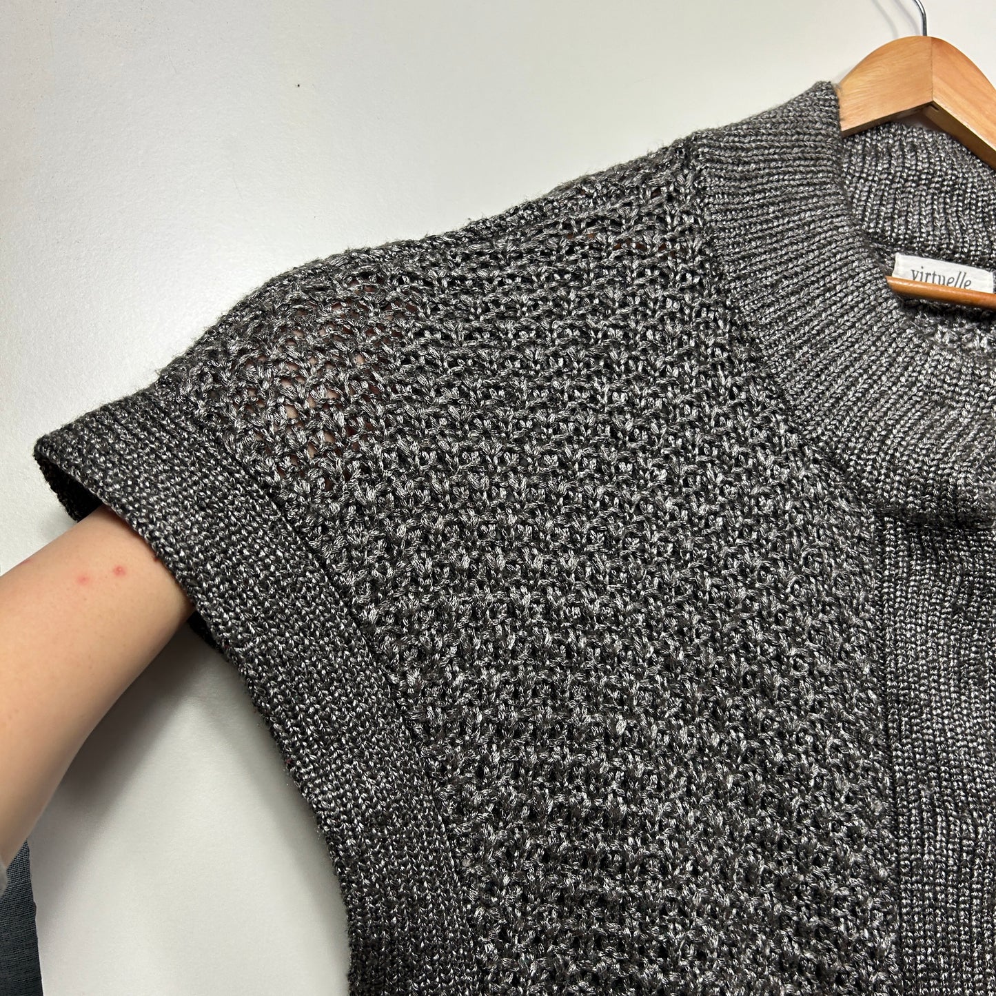 Virtuelle Charcoal Grey Knit Top- Size 12/14