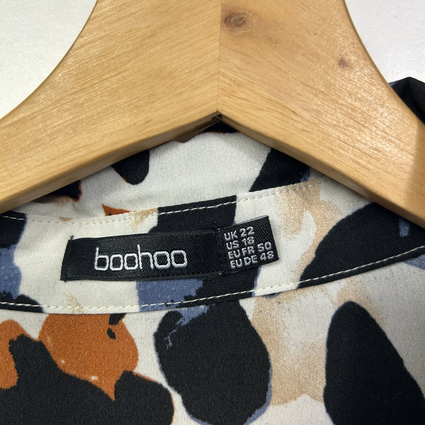 Boohoo White Multicoloured Abstract Print Long Sleeve Top - Size 22