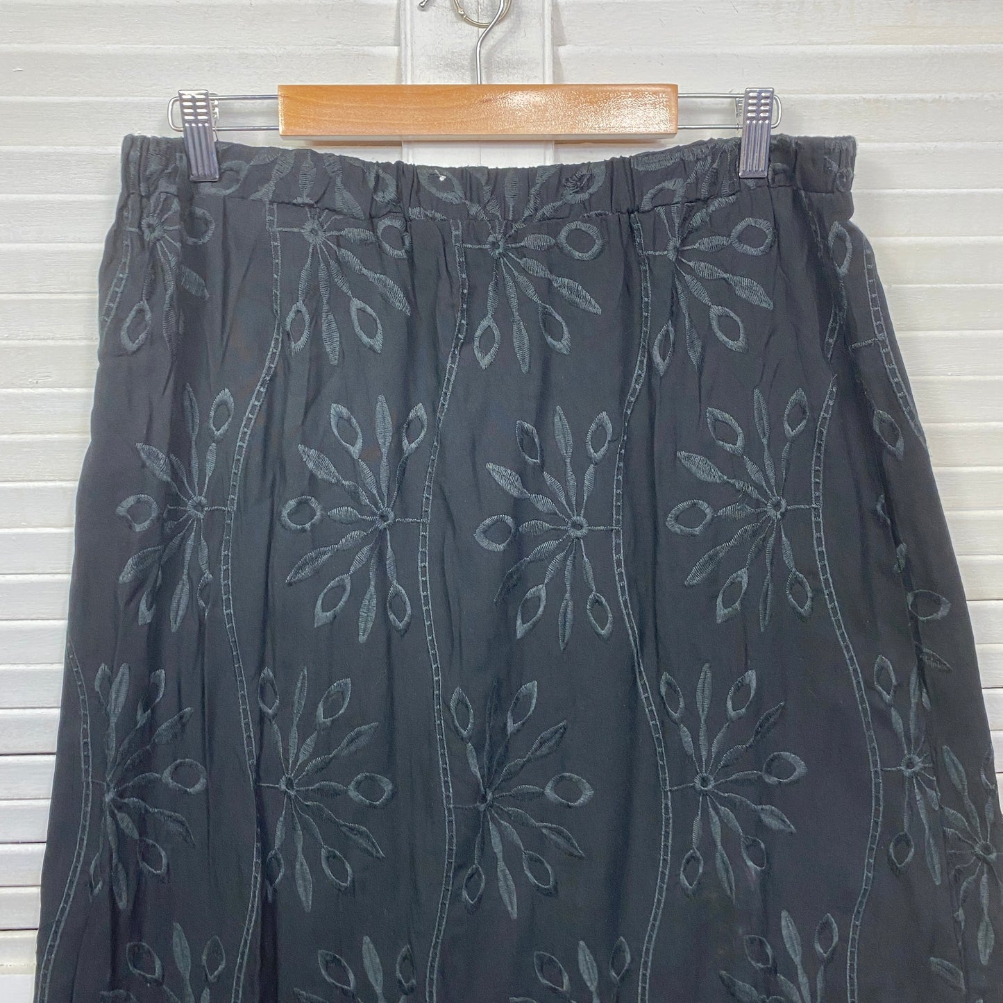 Millers Maxi Skirt Size 16 Plus Black Embroidered Elastic Waist