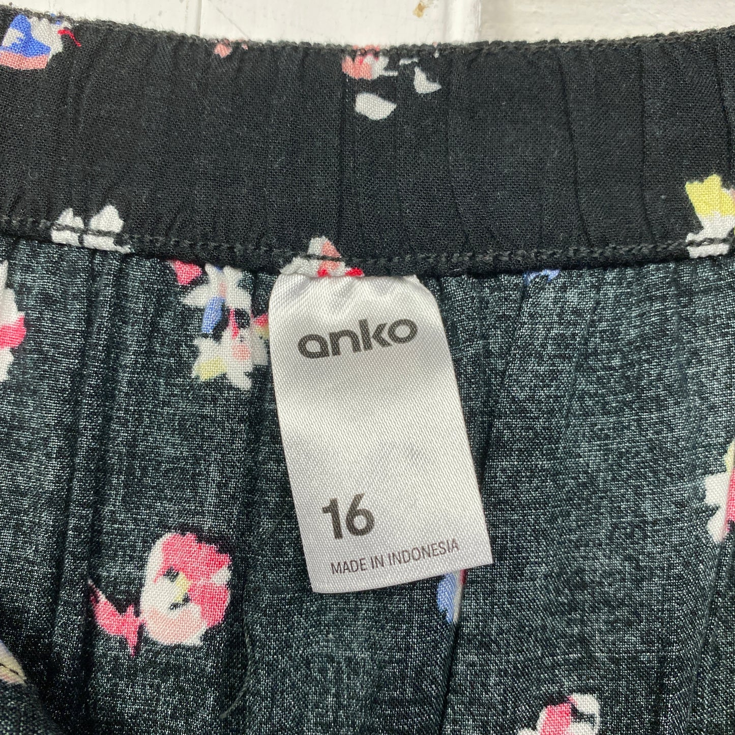 Anko Skirt Size 16 Plus Black Floral Midi Length Viscose